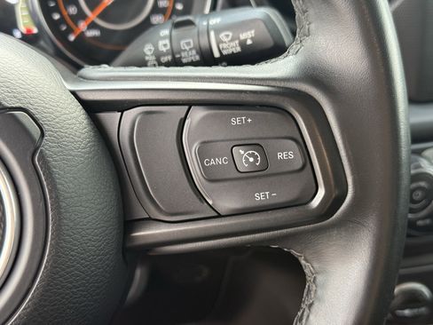 Used 2021 Jeep Wrangler Unlimited Sport image 17