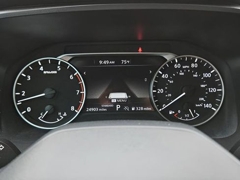 Certified 2025 Nissan Rogue SV image 13