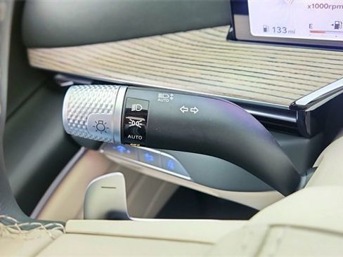 Used 2025 Genesis GV80 3.5T Prestige image 43