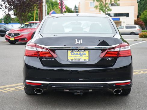 Used 2016 Honda Accord EX-L image 6