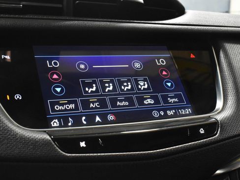 Used 2024 Cadillac XT5 Premium Luxury FWD image 17