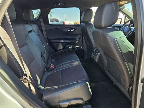 Used 2022 Chevrolet Blazer RS w/ Enhanced Convenience Package image 17