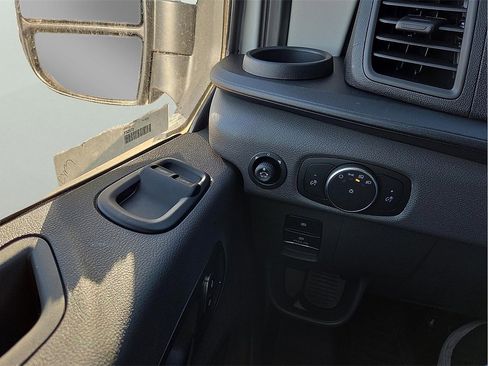 New 2026 Ford Transit 250 148 Medium Roof w/ Load Area Protection Package image 16