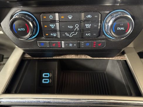 Used 2018 Ford F350 Lariat w/ Lariat Ultimate Package image 16