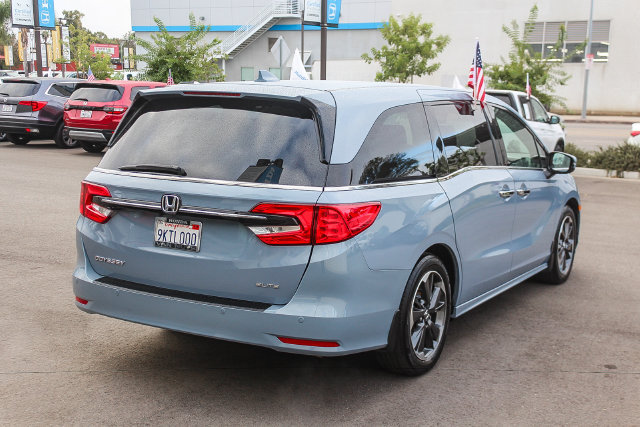 Used 2024 Honda Odyssey Elite image 5