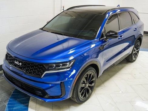 Used 2023 Kia Sorento SX image 44