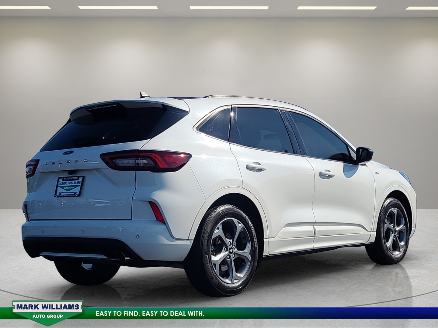 Certified 2024 Ford Escape ST-Line w/ Tech Pack #1 FWD image 4