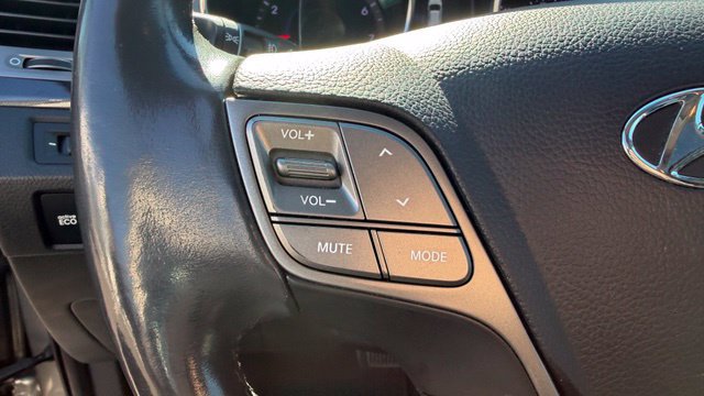 Used 2014 Hyundai Santa Fe Sport 2.0T w/ Technology Package 05 FWD image 14