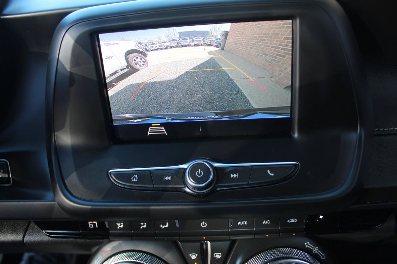 Used 2020 Chevrolet Camaro LT RWD image 23