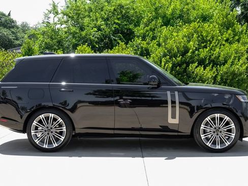 New 2026 Land Rover Range Rover SE AWD/4WD image 7