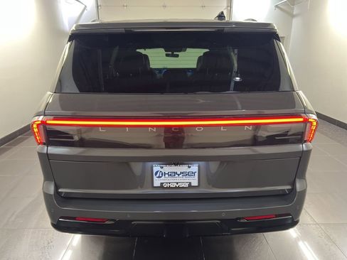 New 2026 Lincoln Navigator Black Label AWD/4WD image 5