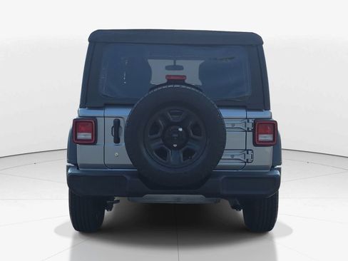 Used 2021 Jeep Wrangler Unlimited Sport AWD/4WD image 6