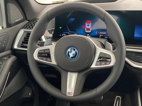 Used 2026 BMW X5 xDrive50e w/ M Sport Package AWD/4WD image 10