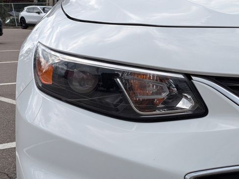 Used 2018 Chevrolet Malibu LS image 9