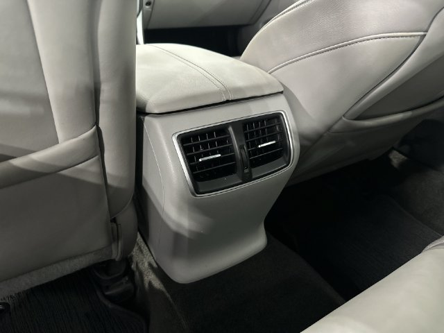 Used 2015 Acura TLX w/ Advance Package AWD/4WD image 31