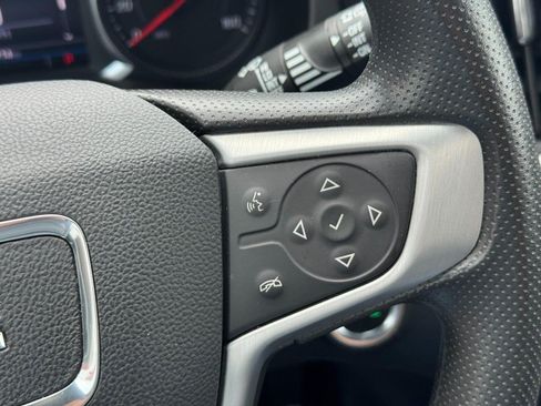 Used 2022 GMC Terrain SLE w/ Driver Convenience Package AWD/4WD image 12