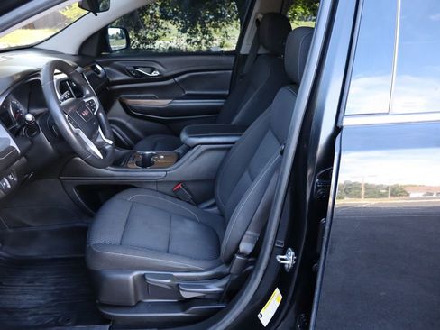 Used 2021 GMC Acadia SLE image 19