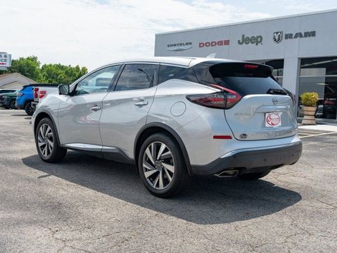 Used 2023 Nissan Murano SL w/ SL Moonroof Package FWD image 3