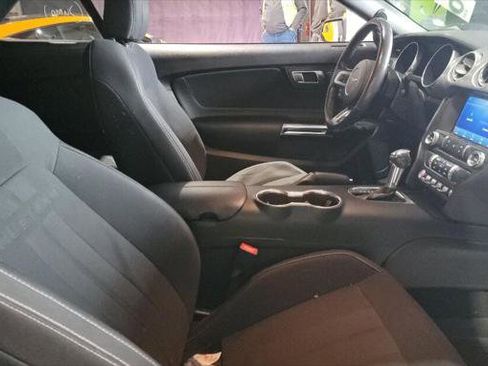 Used 2018 Ford Mustang Convertible w/ Equipment Group 101A image 12