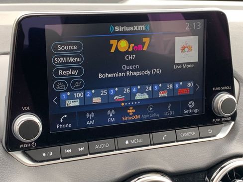 Used 2025 Nissan Sentra SV image 21