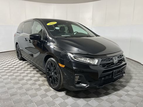 Used 2025 Honda Odyssey Sport-L image 2