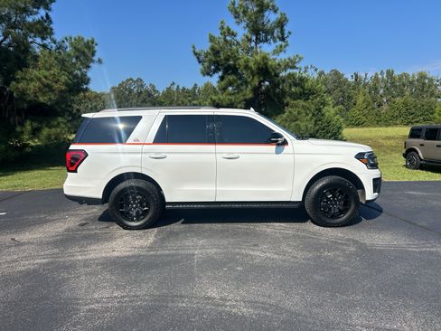 Used 2022 Ford Expedition Timberline AWD/4WD image 8
