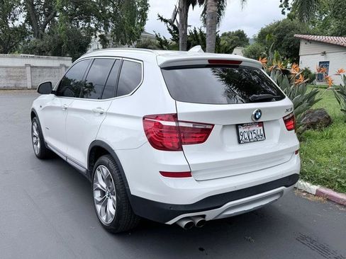 Used 2017 BMW X3 xDrive28i w/ Technology Package image 3