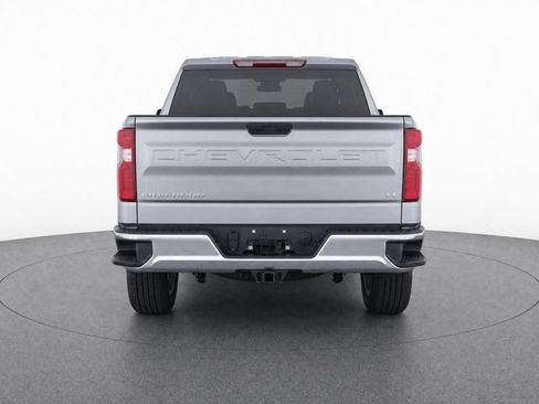 Used 2025 Chevrolet Silverado 1500 LT RWD image 3