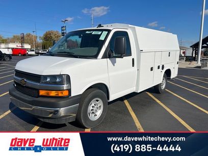 New 2025 Chevrolet Express 3500 w/ Power Convenience Package