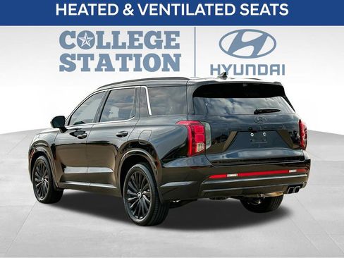 Used 2025 Hyundai Palisade Calligraphy image 8