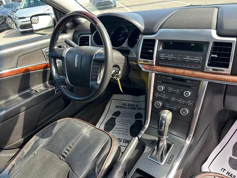 Used 2011 Lincoln MKZ BASE image 12