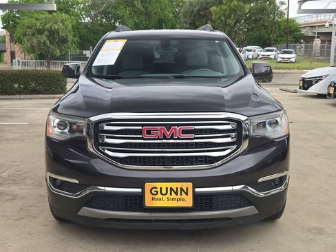 Used 2017 GMC Acadia SLE w/ Driver Alert Package I FWD image 8
