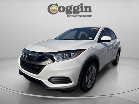 Certified 2022 Honda HR-V LX image 2