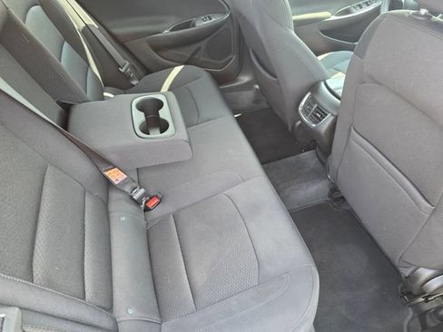 Used 2022 Chevrolet Malibu LT FWD image 34