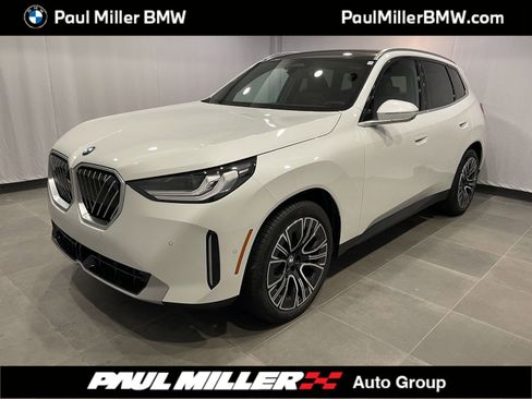 Used 2025 BMW X3 xDrive30i w/ Convenience Package image 1