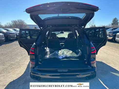 Used 2026 BMW X7 M60i image 36