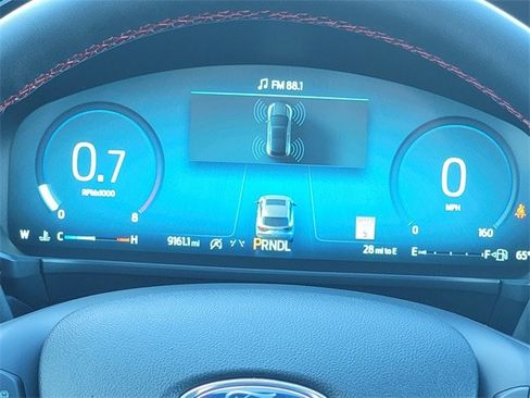 Certified 2025 Ford Escape ST-Line Elite w/ Premium Technology Package image 35