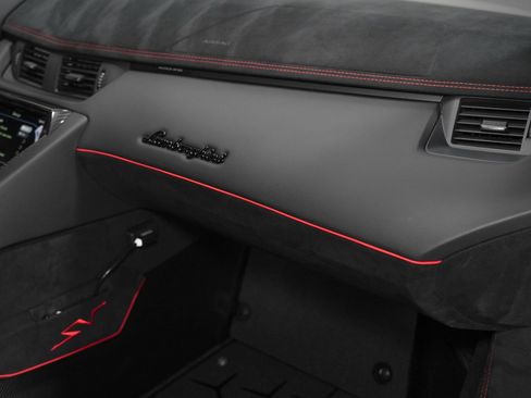 Used 2016 Lamborghini Aventador LP 750-4 Superveloce image 41