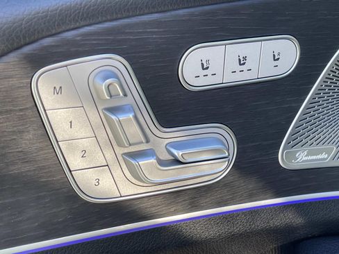 Used 2024 Mercedes-Benz GLS 450 4MATIC image 17