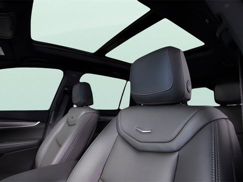 Used 2023 Cadillac XT6 Luxury w/ LPO, Floor Liner Package image 21