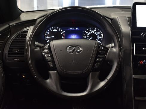 Certified 2024 INFINITI QX80 Sensory image 18