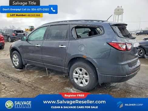 Used 2013 Chevrolet Traverse LS image 3