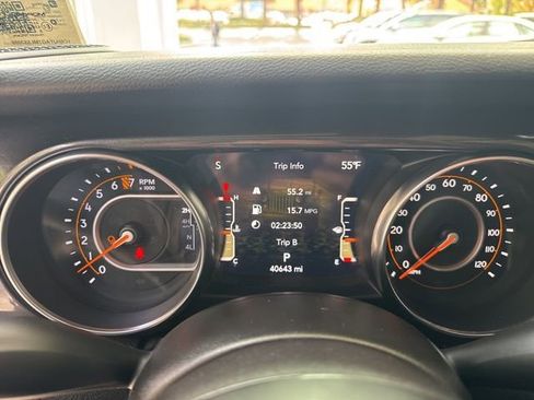 Used 2021 Jeep Gladiator Sport image 18