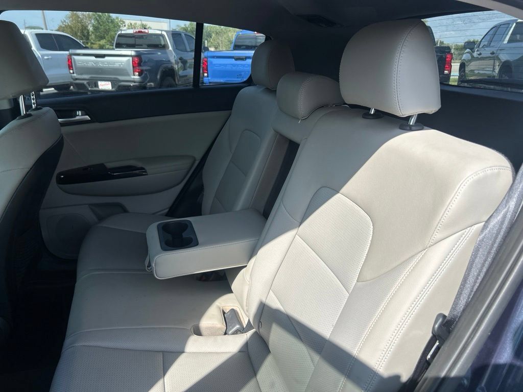 Used 2020 Kia Sportage EX FWD image 32