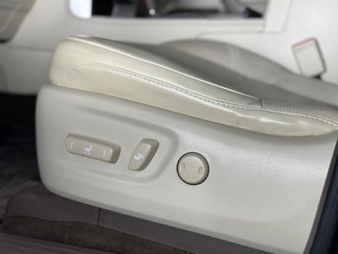 Used 2010 Lexus GX 460 image 29