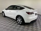 Used 2021 Tesla Model Y Long Range image 4