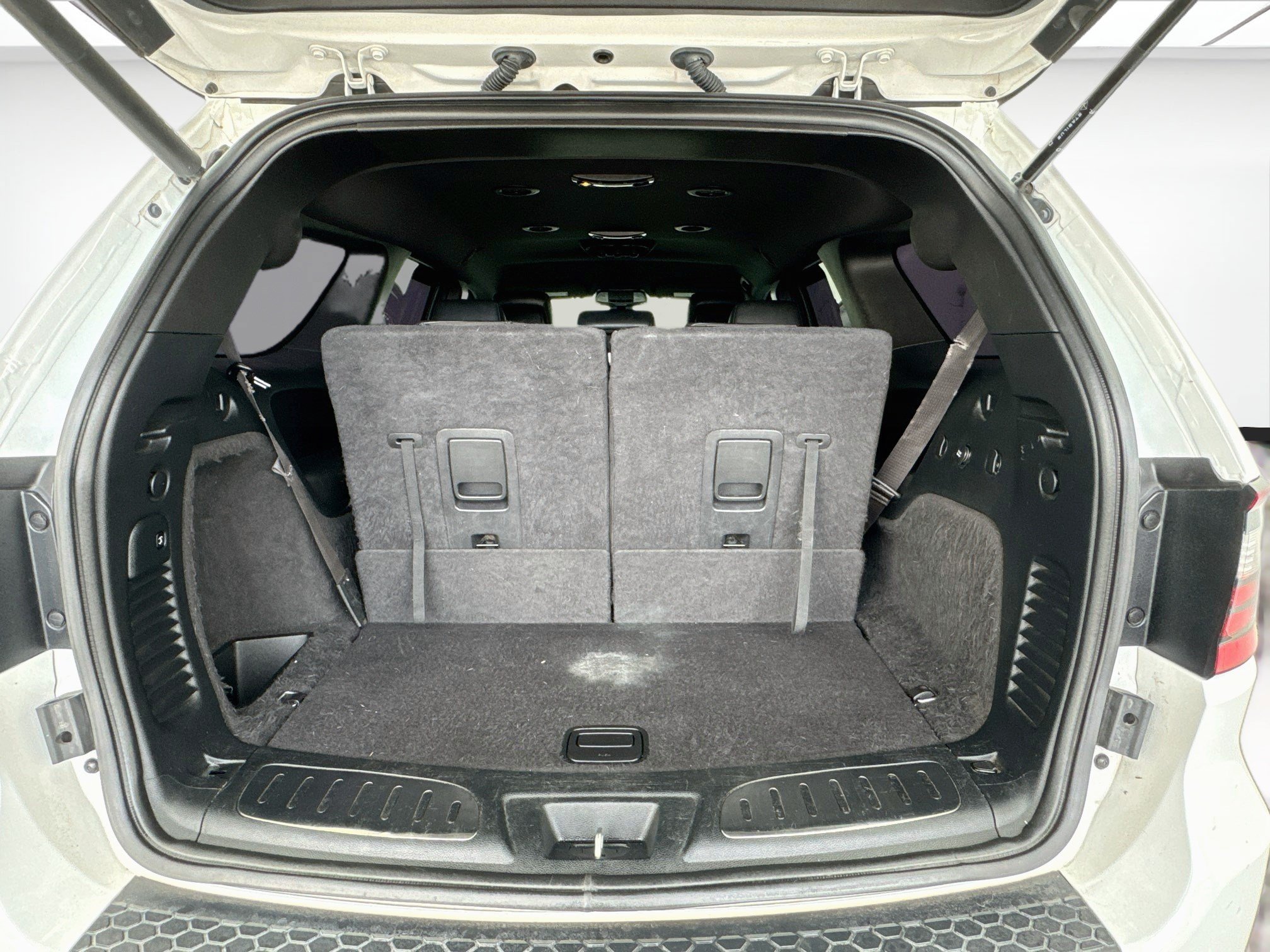 Used 2019 Dodge Durango R/T w/ Blacktop Package RWD image 17