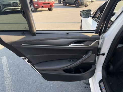 Used 2023 BMW M550i xDrive w/ Executive Package image 24