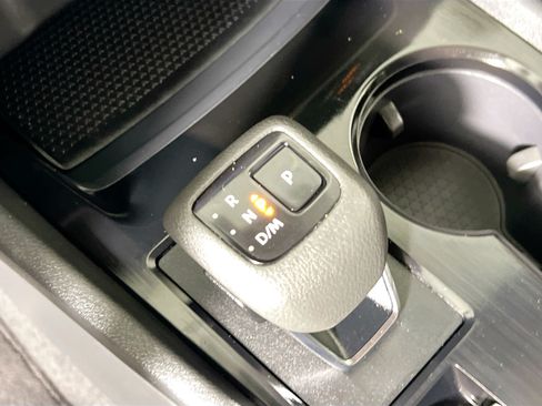 Used 2025 Nissan Rogue SV FWD image 24