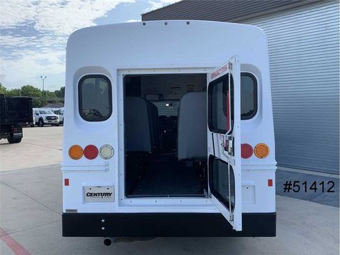 Used 2015 Chevrolet Express 3500 w/ School Bus Package image 9